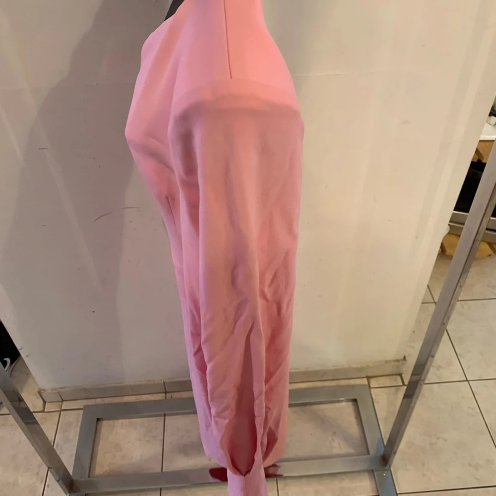 Chic One-Shoulder Pink Dress - Picture 5 of 6